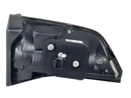 LANTERNA TRASEIRA DIREITA TAOS 2022 2023 A 2025 (MALA)