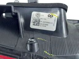 LANTERNA TRASEIRA ESQUERDA TAOS 2022 2023 A 2025 (MALA)