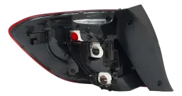 LANTERNA CANTO LADO DIREITO SANDERO 20/25 C/LED