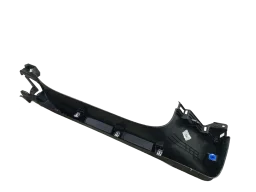 ACABAMENTO DIREITO TAMPA TRASEIRA FASTBACK 2023/2025