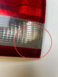LANTERNA DA MALA DIREITA GRAND CHEROKEE SUJEIRA INTERNA 5701027AF
