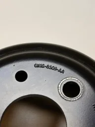 POLIA DA BOMBA DA ÁGUA ECOSPORT 1.5 3CC GN1G-8509-AA