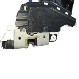 FECHADURA PORTA T.E RENEGADE FREEMONT TORO COMPASS RAMPAGE