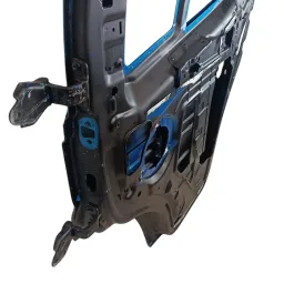 PORTA DIANTEIRA DIREITA IVECO DAILY 2020 A 2025 ORIGINAL