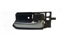 MAÇANETA INTERNA DIREITA TOYOTA HILUX SW4 2006 A 2015