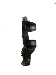 Guia Direita Parachoque Traseiro Mercedes C180 2017 2018 201