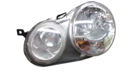Farol Esquerdo Polo 2003 2004 a 2006 Cromado