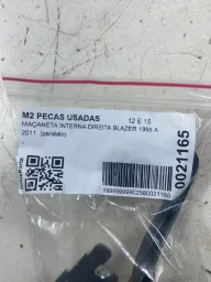 MAÇANETA INTERNA DIREITA BLAZER 1995 A 2011  (PARALELO)