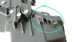FAROL DIREITO CRUZE 2012 A 2016 MOLDURA PRETA