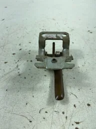 MAÇANETA PORTA DIREITA INTERNA 1981 A 1987 (PARALELO)