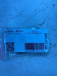 MOLDURA DA MAÇANETA INTERNA MERCEDES 1113 70 A 89 (PARALELO)