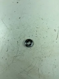 MOLDURA DA MAÇANETA INTERNA MERCEDES 1113 70 A 89 (PARALELO)