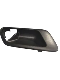 MOLDURA MAÇANETA INTERNA DIREITA FOX 2010 2021