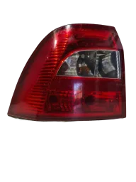 LANTERNA TRASEIRA ESQUERDA Chevrolet Vectra 2.2 Gls 2000