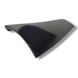 ACABAMENTO AEROFÓLIO ESQUERDO CHEVROLET ONIX 2020 2025