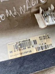 Moldura Direita Coluna Parabrisa Jeep Commander 2006 2007