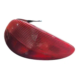 LANTERNA TRASEIRA DIREITA PEUGEOT 206 1999 2000 2001 A 2004