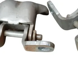DOBRADIÇA PORTA DIANTEIRA ESQUERDA ECOSPORT 2004/12