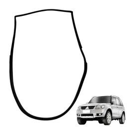 Guarnição Porta Traseira Direita Pajero Tr4 2010 A 2015