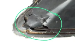 FAROL DIREITO ÔNIX PRISMA 2013 A 2019 CROMADO MOLDURA PRETA