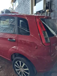 Recorte Lateral Traseiro Esquerdo Ford Fiesta 2003 a 2014