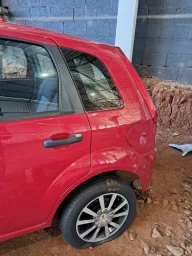 Recorte Lateral Traseiro Esquerdo Ford Fiesta 2003 a 2014