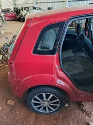 Recorte Lateral Traseiro Direito Ford Fiesta 2003 a 2014