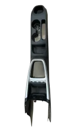 MOLDURA CONSOLE CENTRAL PRISMA 2015 2013 A 2019