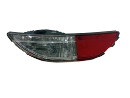 Refletor Para Choque Traseiro Direito Toro 2021 5 mil km