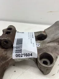 SUPORTE ALTERNADOR GOLF 2000 1999 A 2005