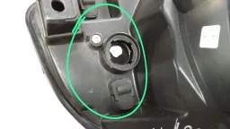 FAROL ESQUERDO SANDERO 2012 2013 A 2014 MASC NEGRA