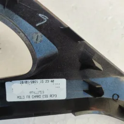 Moldura Maçaneta Dianteira esquerda Interna Peugeot 208 2019