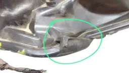 FAROL DIREITO ETIOS 2013 A 2021 CARCAÇA PRETA AVARIA
