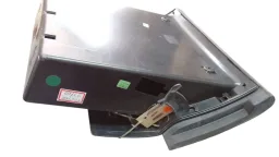 TAMPA PORTA LUVAS VECTRA 1997 1998 A 2005