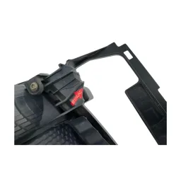 LANTERNA ESQUERDA BMW 116 118 120 125 2012 A 2016 DETALHE