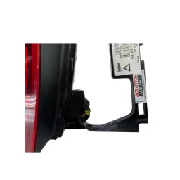 LANTERNA ESQUERDA BMW 116 118 120 125 2012 A 2016 DETALHE