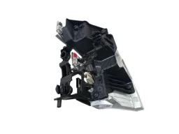 LED FAROL ESQUERDO FASTBACK 2023 A 2025