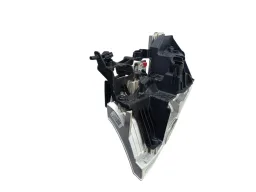 LED FAROL ESQUERDO FASTBACK 2023 A 2025
