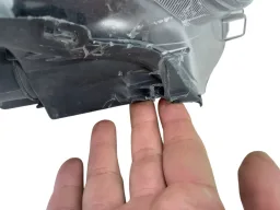 FAROL DIREITO VOLVO XC40 2018 A 2022 C/ SUPORTES QUEBRADO