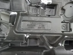 CAPA TAMPA SUPERIOR MOTOR VOLVO XC40 2.0 2018 2019 A 2021