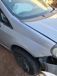 Paralama Direito Punto 2008 a 2017