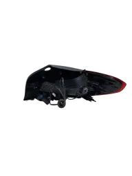 Lanterna Traseira Esquerda Onix Hatch 2020 a 2025 S/ Led
