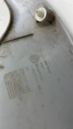 MOLDURA COLUNA TRASEIRA ESQUERDA FOX 2014 2010 A 2014