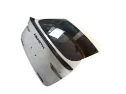 TAMPA TRASEIRA FIAT FASTBACK 2023 2024 2025/...