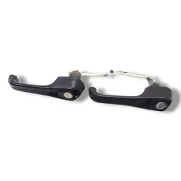 MAÇANETAS DIANTEIRAS EXTERNA FIAT UNO FIORINO 2005 2011 ORIG