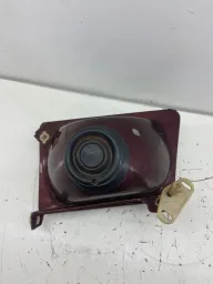 FAROL LADO DIREITO ESCORT 1983/1986 (DETALHE)