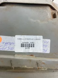 FAROL LADO DIREITO FIESTA 1996/2002