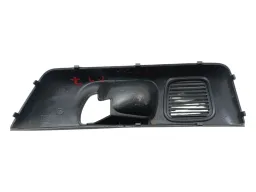 MOLDURA MACANETA INTERNA LADO DIREITO GM ASTRA 2001 A 2011