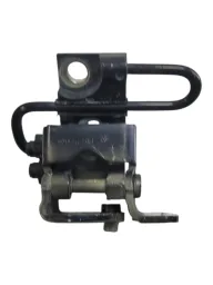 Dobradica Porta Dianteira Esquerda Volkswagen Jetta 2010