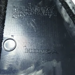 ACABAMENTO COLUNA TRASEIRA ESQUERDA HONDA CRV 2012 A 2016